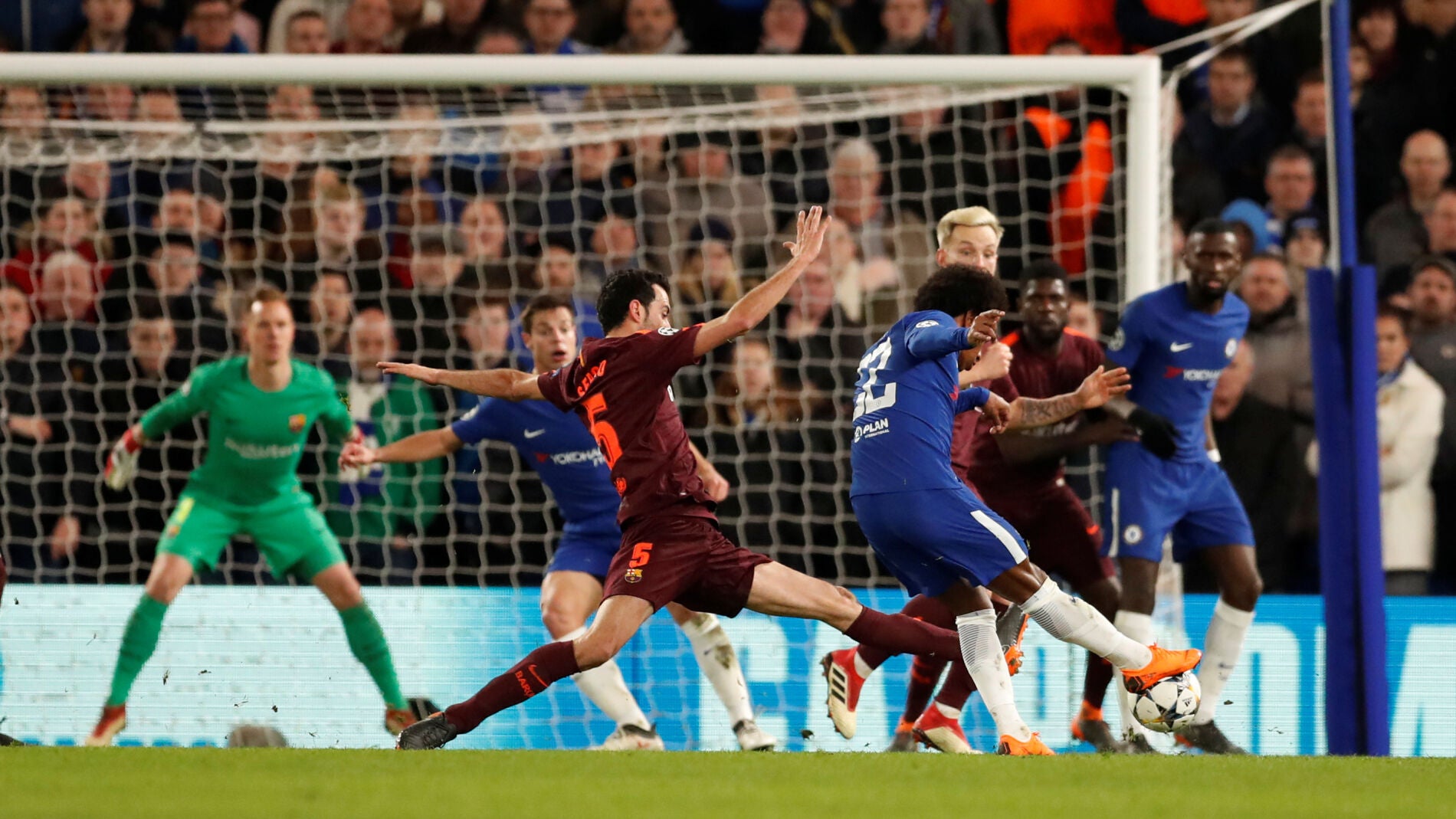 Gol de Willian al Barcelona