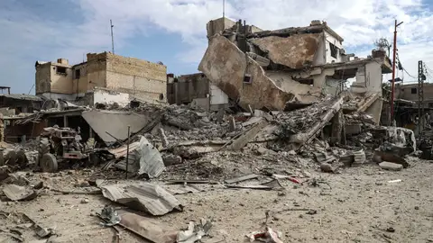 Edificios destruídos tras un bombardeo al este de Guta Edificios destruídos tras un bombardeo al este de Guta