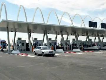 Vista de la radial de peaje R-4 (Madrid-Ocaña) Vista de la radial de peaje R-4 (Madrid-Ocaña)