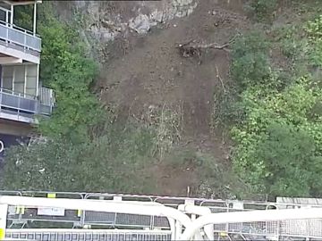 Nuevo desprendimiento de tierra en Bakio Nuevo desprendimiento de tierra en Bakio