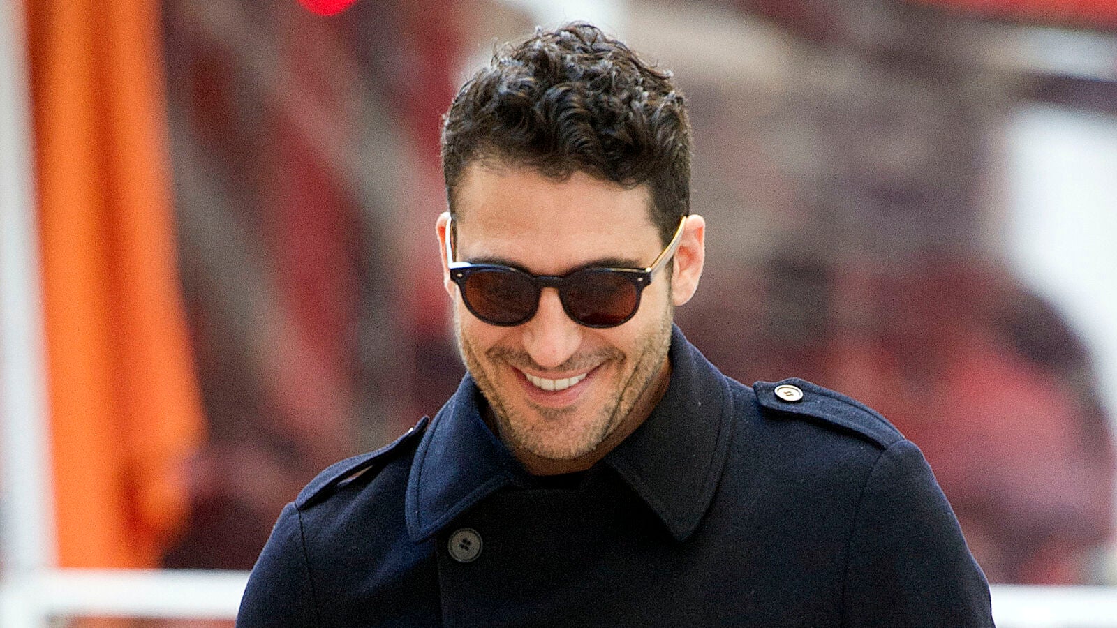 El atrevido vídeo de Miguel Ángel Silvestre quitándose la ropa en la nieve