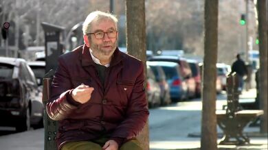  'Un andar solitario entre la gente', el libro de Antonio Muñoz Molina que relata la vida urbana por las calles de Nueva York, París y Madrid