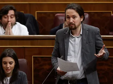 Pablo Iglesias en la sesión de control Pablo Iglesias en la sesión de control