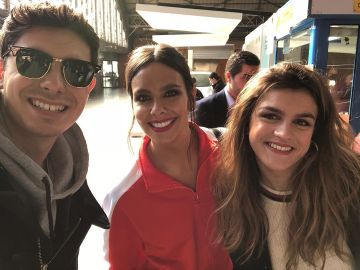 Cristina Pedroche se encuentra con Alfred y Amaia 