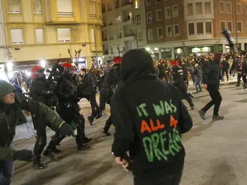 Disturbios en las afueras de San Mamés Disturbios en las afueras de San Mamés