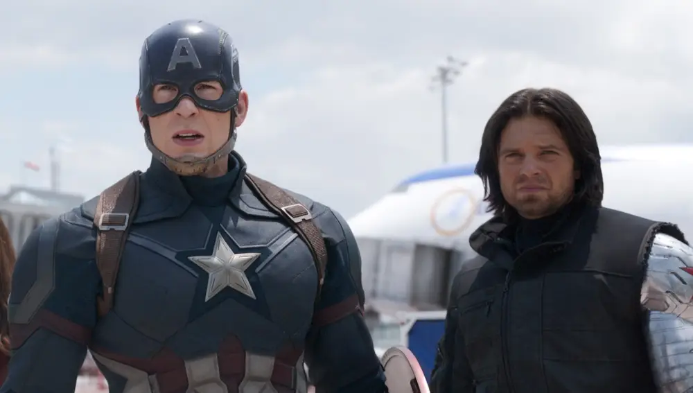 Capitán América y Bucky Barnes en 'Civil War'