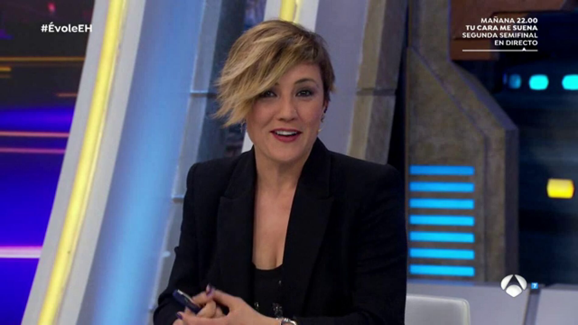  Cristina Pardo muestra en 'El Hormiguero 3.0' el ranking de entrevistas m&iacute;ticas de Jordi &Eacute;vole en 'Salvados'