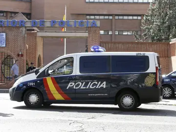 Furgón de la Policía Nacional Furgón de la Policía Nacional