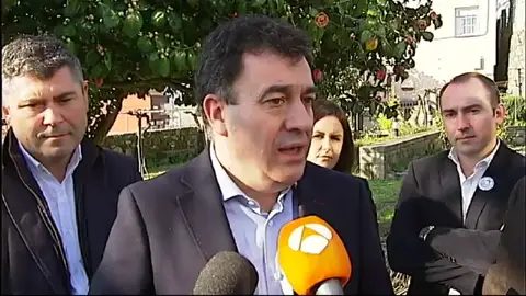 El conselleiro de Cultura, sobre el Pazo de Meirás: "Vamos a pelear para que este bien pase a patrimonio público" El conselleiro de Cultura, sobre el Pazo de Meirás: "Vamos a pelear para que este bien pase a patrimonio público"