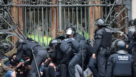 Protesta en el TSJC Protesta en el TSJC