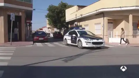 Coche de la Policía en las Torres de Cotillas Coche de la Policía en las Torres de Cotillas