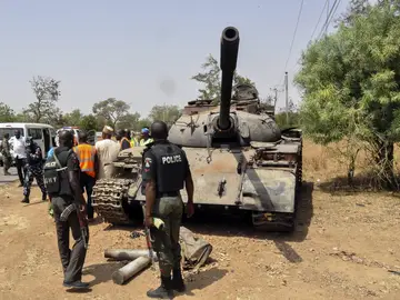 Tanque utilizado por miembros del grupo yihadista Boko Haram Tanque utilizado por miembros del grupo yihadista Boko Haram