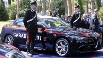 alfa-romero-giulia-carabinieri-2016-12.jpg