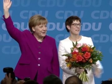 Merkel logra el apoyo de la CDU a la gran coalición