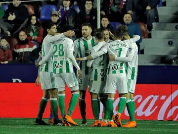 Los jugadores del Betis celebran un gol Los jugadores del Betis celebran un gol