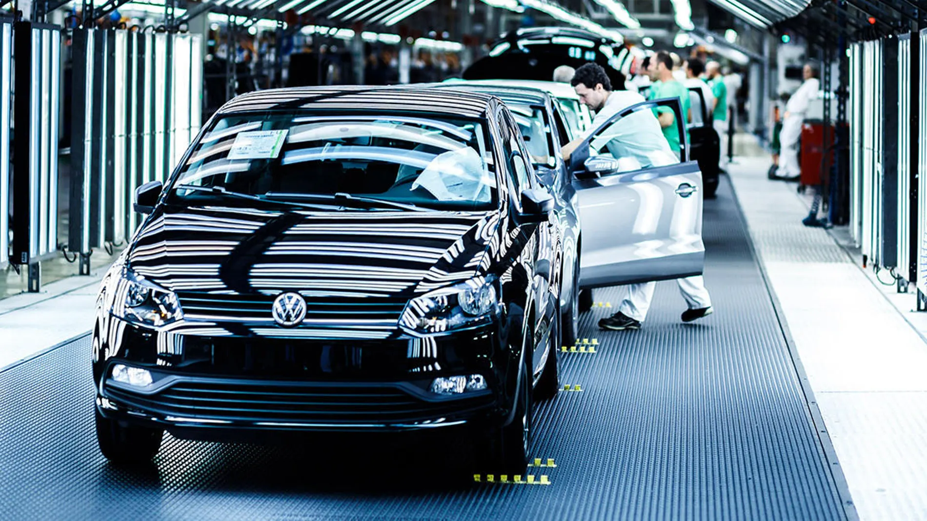 coche-mas-fabricado-espana-2016-01.jpg coche-mas-fabricado-espana-2016-01.jpg