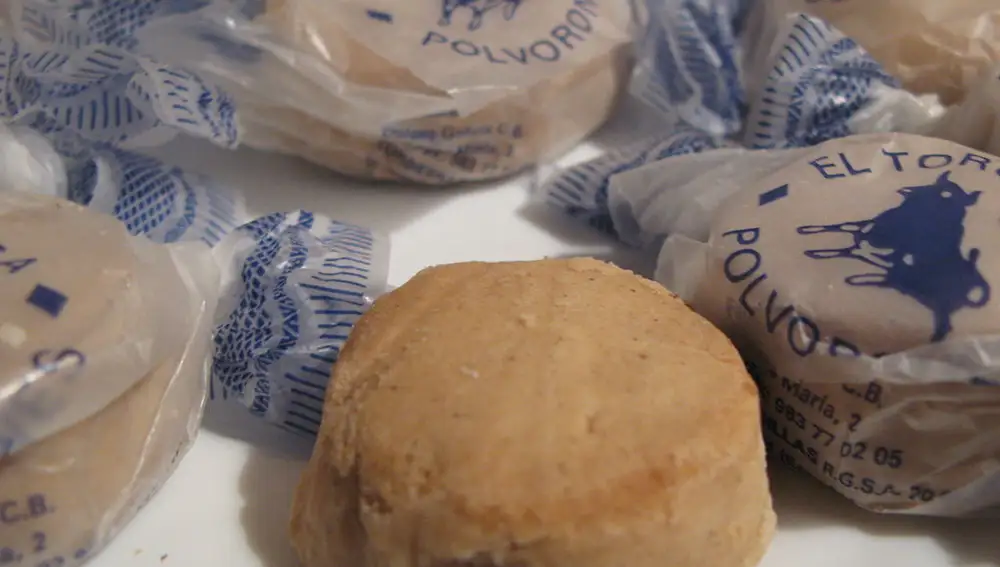 Mantecados y polvorones suelen llevar manteca de cerdo.