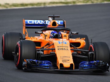 Fernando Alonso, rodando con el MCL33