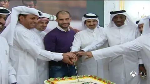 Medios ingleses critican la falta de coherencia de Guardiola: "¿Cómo se siente por haber sido embajador del Mundial de Qatar?" Medios ingleses critican la falta de coherencia de Guardiola: "¿Cómo se siente por haber sido embajador del Mundial de Qatar?"