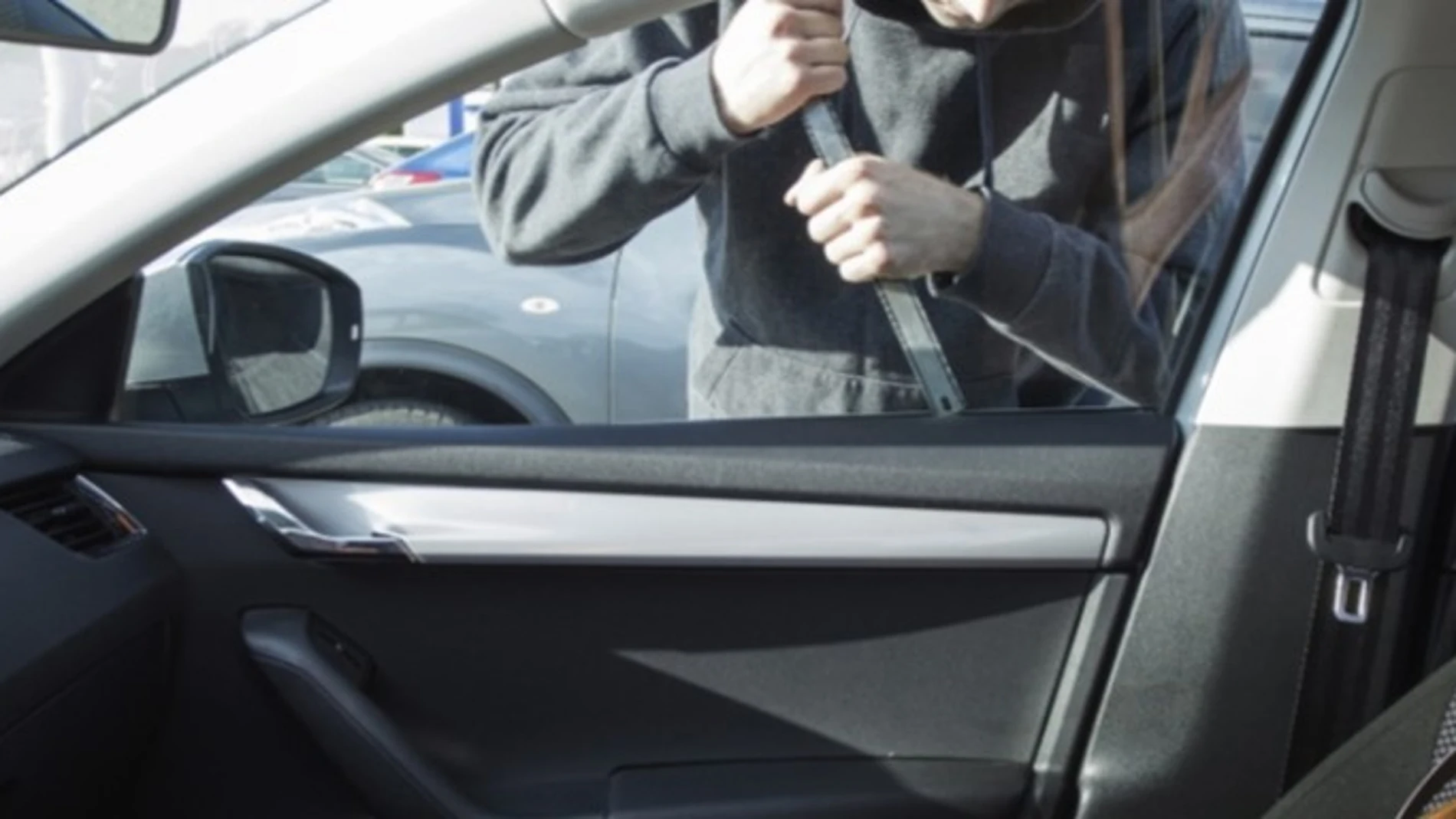 robo-coche-consejos-2016-01-960x384.jpg robo-coche-consejos-2016-01-960x384.jpg