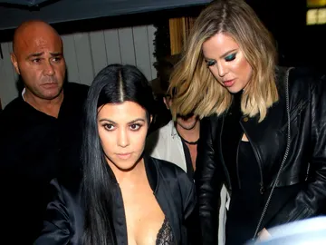 Khloé y Kourtney Kardashian Khloé y Kourtney Kardashian