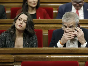 Los diputados de Ciutadans, Inés Arrimadas y Carlos Carrizosa Los diputados de Ciutadans, Inés Arrimadas y Carlos Carrizosa
