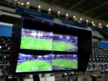 El VAR ya se utiliza en otros países El VAR ya se utiliza en otros países