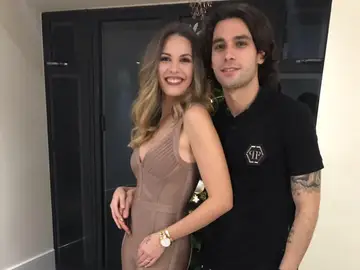 Jessica Bueno y Jota Peleteiro Jessica Bueno y Jota Peleteiro