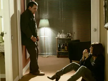 El Chatarrero, roto de dolor tras descubrir a Miguel y Carol besándose El Chatarrero, roto de dolor tras descubrir a Miguel y Carol besándose