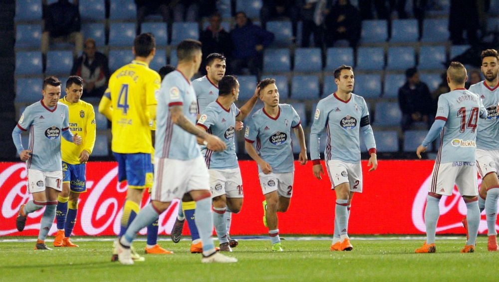 Los jugadores del Celta celebran un gol ante Las Palmas