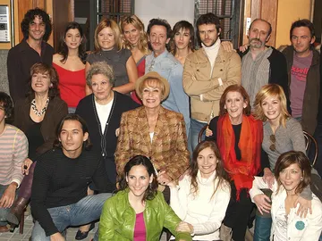 Aquí no hay quien viva Aquí no hay quien viva