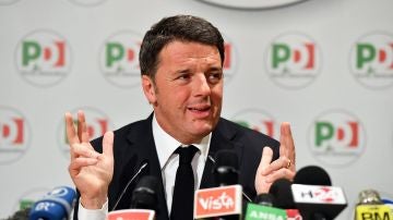 Renzi presenta la dimisión tras la derrota en las elecciones de Italia