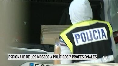 Siete personas se querellan contra los Mossos d'Esquadra por haber sido víctimas de espionaje