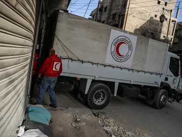 Voluntarios de la Media Luna Roja Voluntarios de la Media Luna Roja