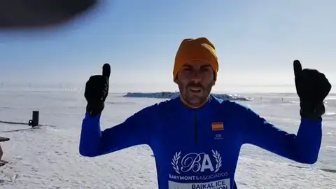 Un español gana el maratón de Siberia Un español gana el maratón de Siberia