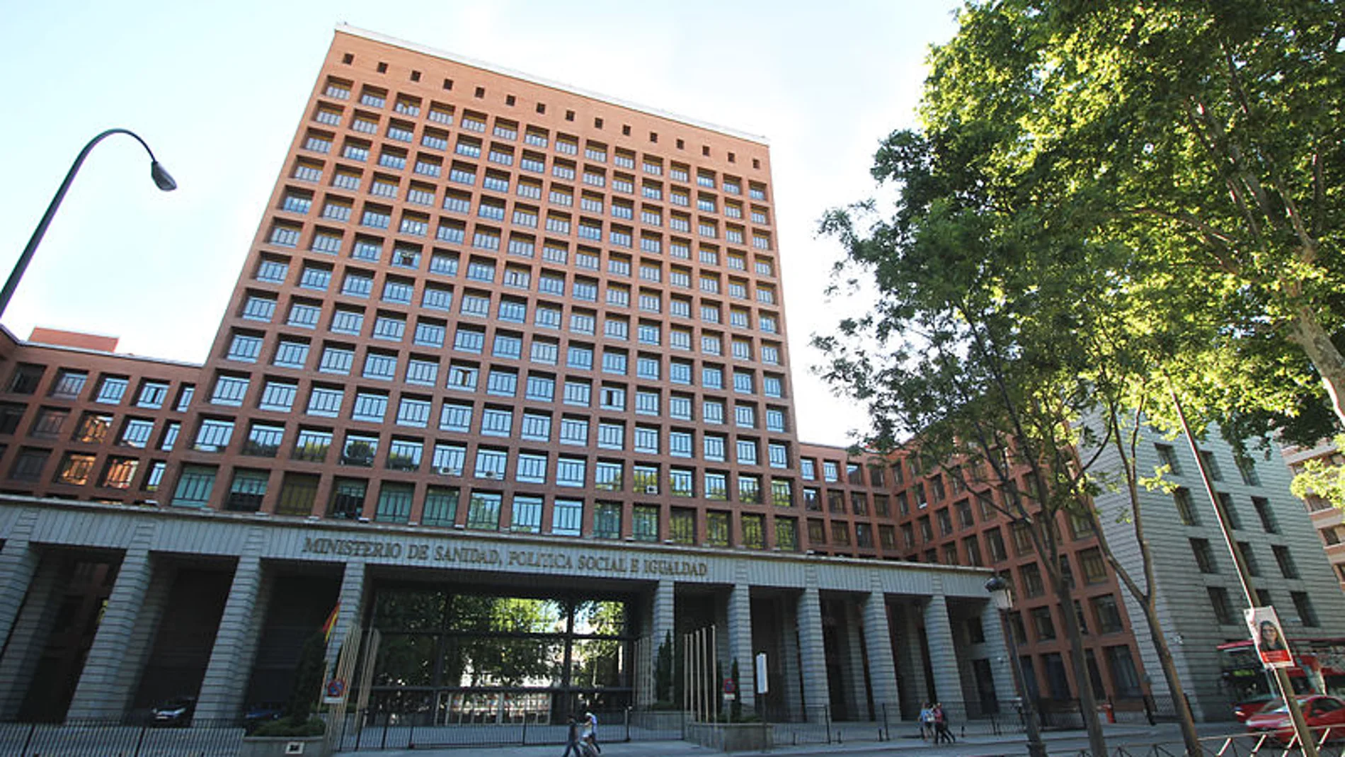Exterior del Ministerio de Sanidad Exterior del Ministerio de Sanidad