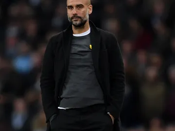 Pep Guardiola, durante el partido ante el Basilea Pep Guardiola, durante el partido ante el Basilea