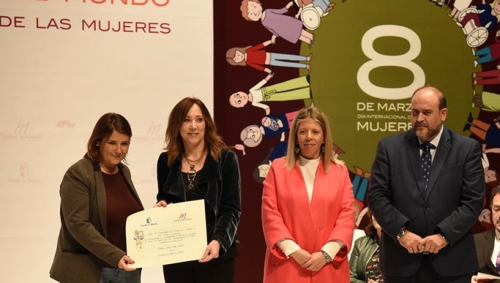 Pilar Ruipérez, periodista de Antena 3 Noticias, distinguida por el Gobierno de Castilla-La Mancha con motivo del acto institucional del Día de la Mujer
