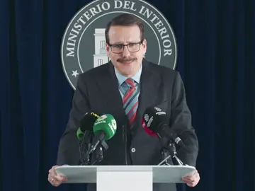 El ministro Ocaña, presionado ante la prensa por una nueva filtración El ministro Ocaña, presionado ante la prensa por una nueva filtración