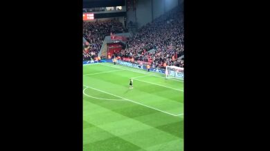 El emotivo homenaje de Anfield a Casillas en su... ¿último partido de la Champions?