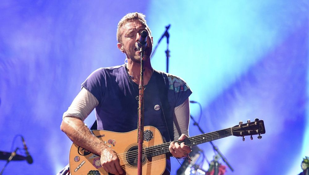 Coldplay y Ed Sheeran, entre otros, recrearán a Elton John en un nuevo disco