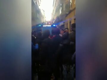 Muere un mantero durante un control policial contra el top manta en Madrid