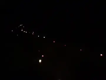 Nuevo homenaje a Gabriel: llenan de velas el camino entero hasta el sitio donde el pequeño tendría que haber llegado Nuevo homenaje a Gabriel: llenan de velas el camino entero hasta el sitio donde el pequeño tendría que haber llegado
