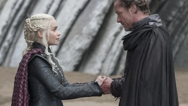 Reencuentro entre Daenerys Targaryen y Ser Jorah Mormont Reencuentro entre Daenerys Targaryen y Ser Jorah Mormont