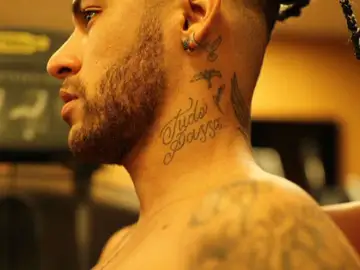 El nuevo look de Neymar El nuevo look de Neymar