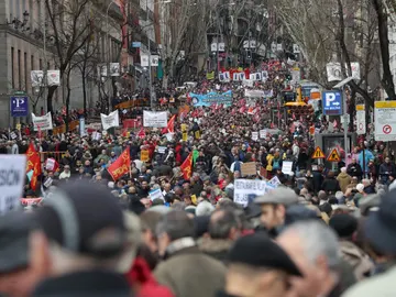 Manifestación en Madrid por unas pensiones dignas Manifestación en Madrid por unas pensiones dignas