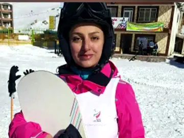 El ejemplo de superación de una snowboarder paralímpica iraní en PyeonChang 2018 El ejemplo de superación de una snowboarder paralímpica iraní en PyeonChang 2018