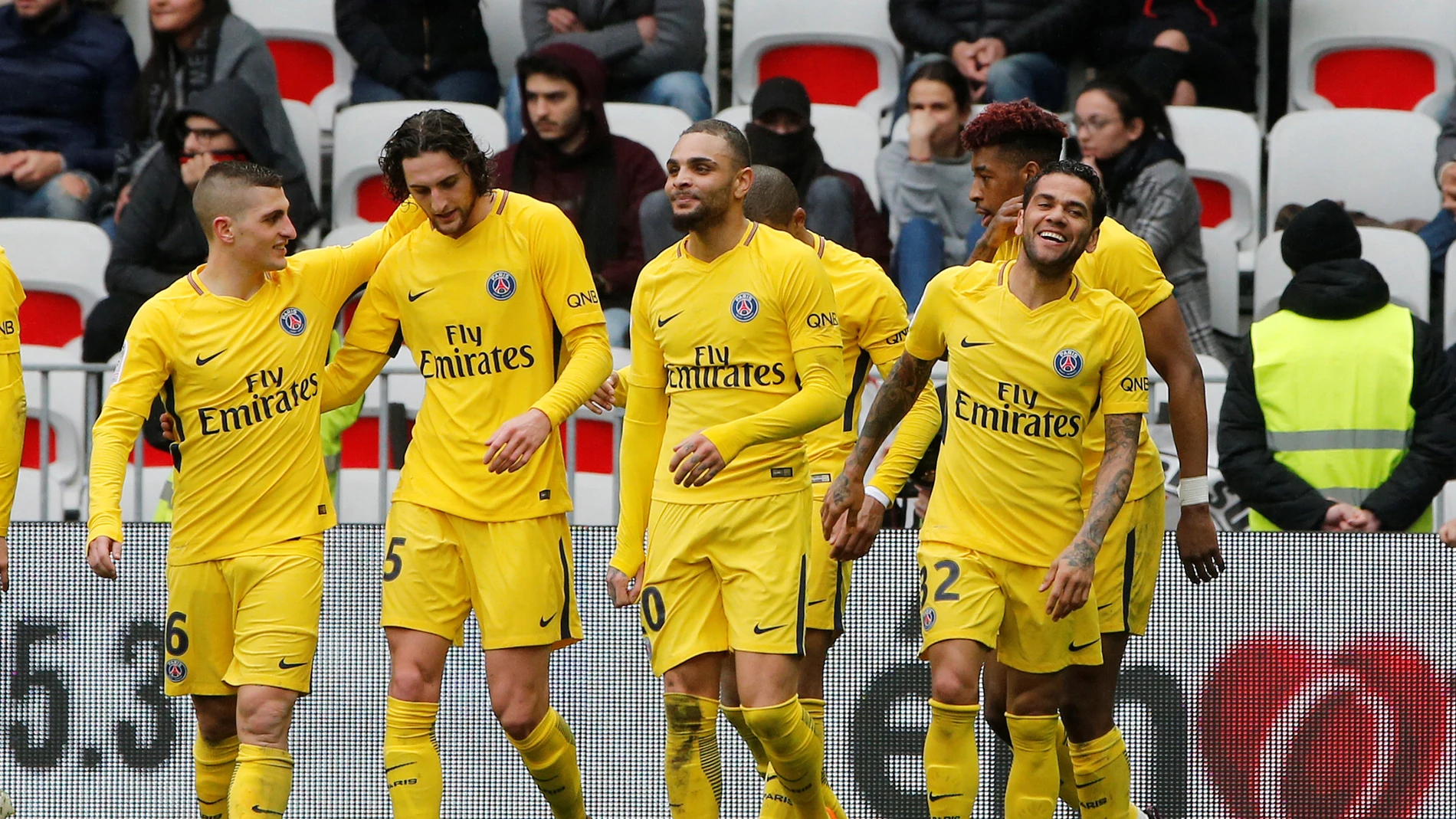 El PSG celebrando la victoria ante el Niza El PSG celebrando la victoria ante el Niza