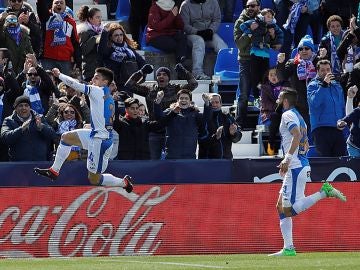 Bustinza celebra su gol con el Leganés en Butarque