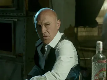 Los hombres del Chatarrero matan a los viejos de las Casas Blancas  Los hombres del Chatarrero matan a los viejos de las Casas Blancas